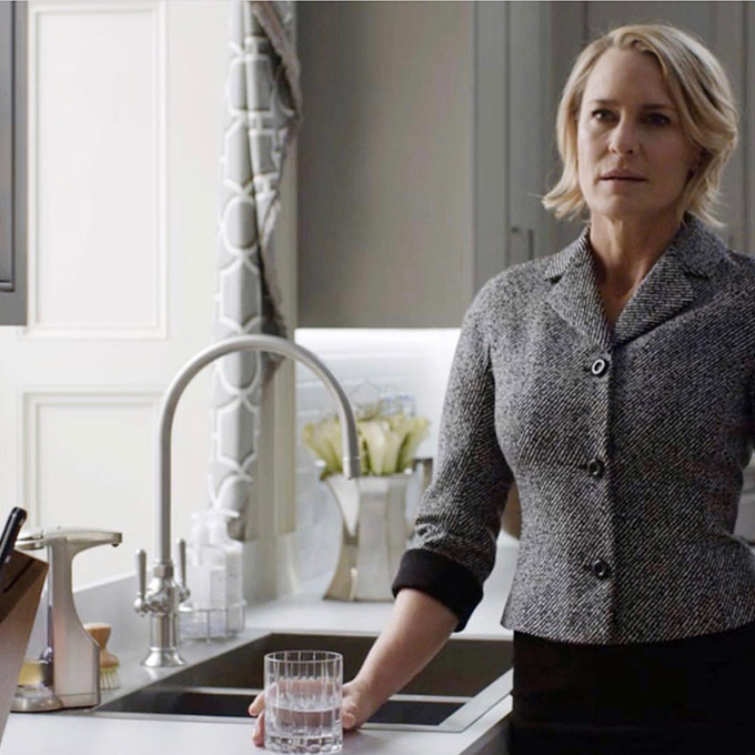 simplehuman soap pump in House of Cards